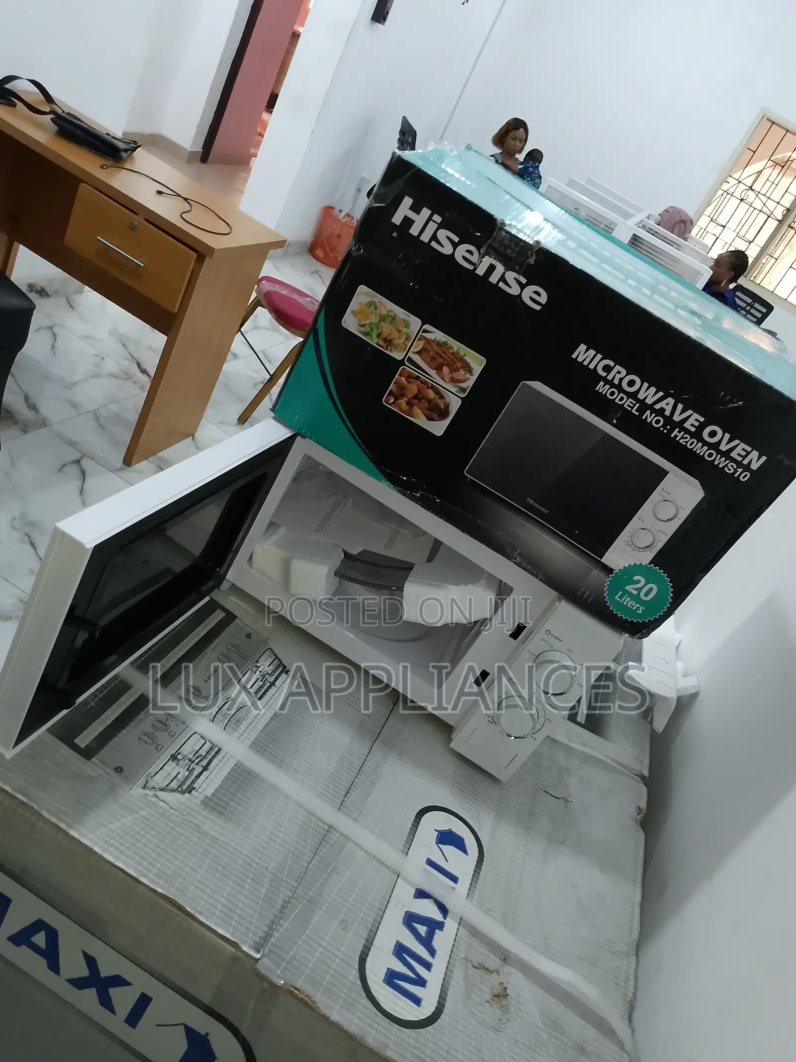 White Microwave Now Available in Ogba