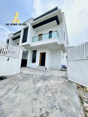 4bdrm Duplex in Lekki for sale