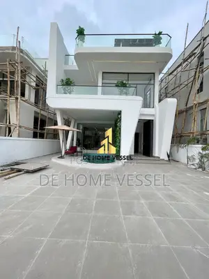 5bdrm Duplex in Lekki for sale