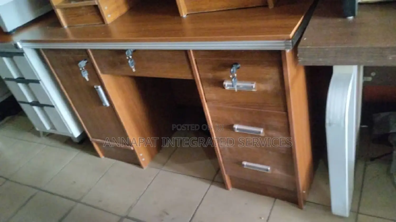 4ft Home and Office Table