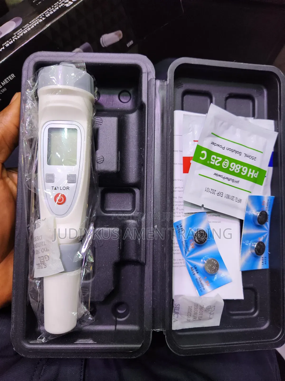 Digital Ph and Water Temperature Meter.