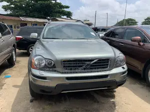 Volvo XC90 2012 Green