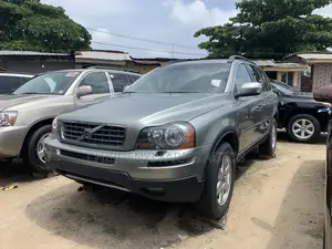 Volvo XC90 2012 Green