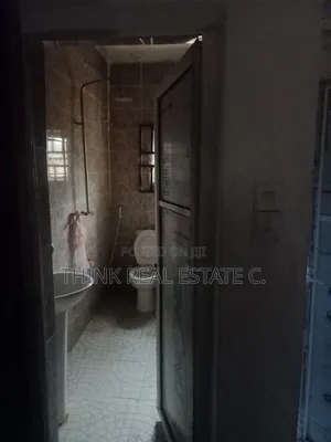 3bdrm House in Ebo,Airport Road, Benin City for rent