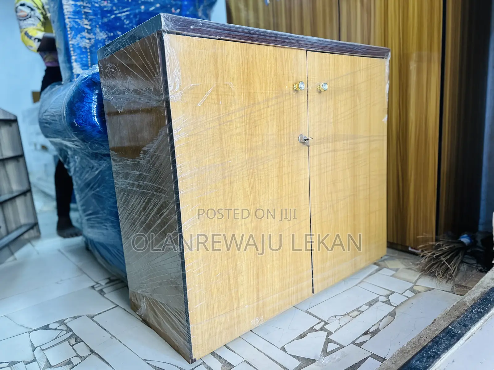 Kitchen Cabinet