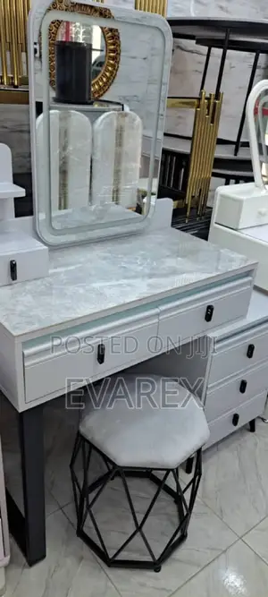 Luxury Standing Cabinet Shelve Mirror With Drawer