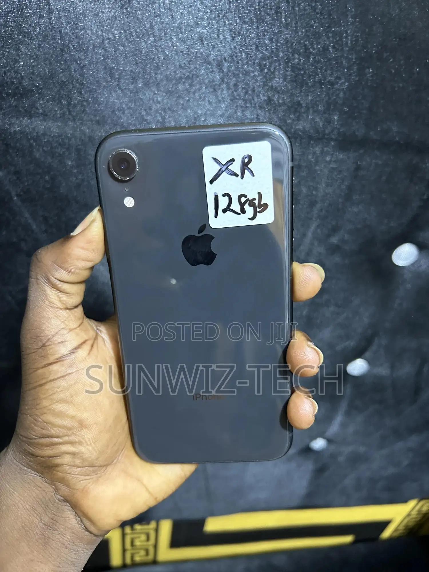 Apple iPhone XR 128 GB Black
