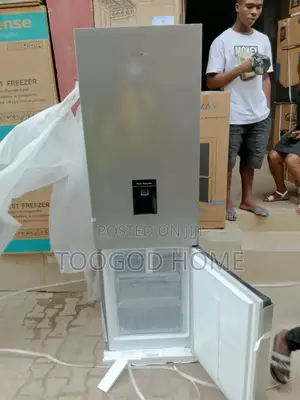 Hisense Dispensar Refrigerator