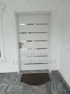 7v Israeli Door.