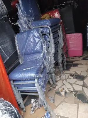 Loyal Banquet Chair