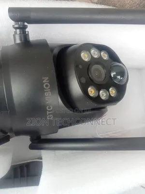 All in One Solar Streetlight With 4G PTZ Ai Camera