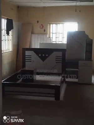 Classic Bedframe With a Side Mirror Drawer.