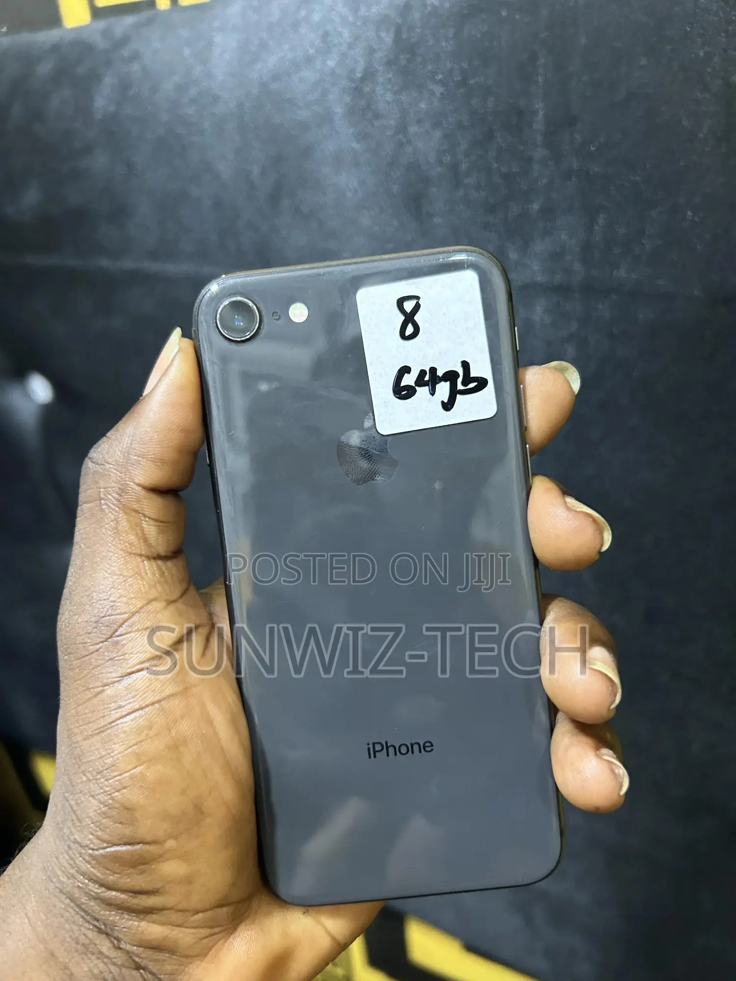 Apple iPhone 8 64 GB Black