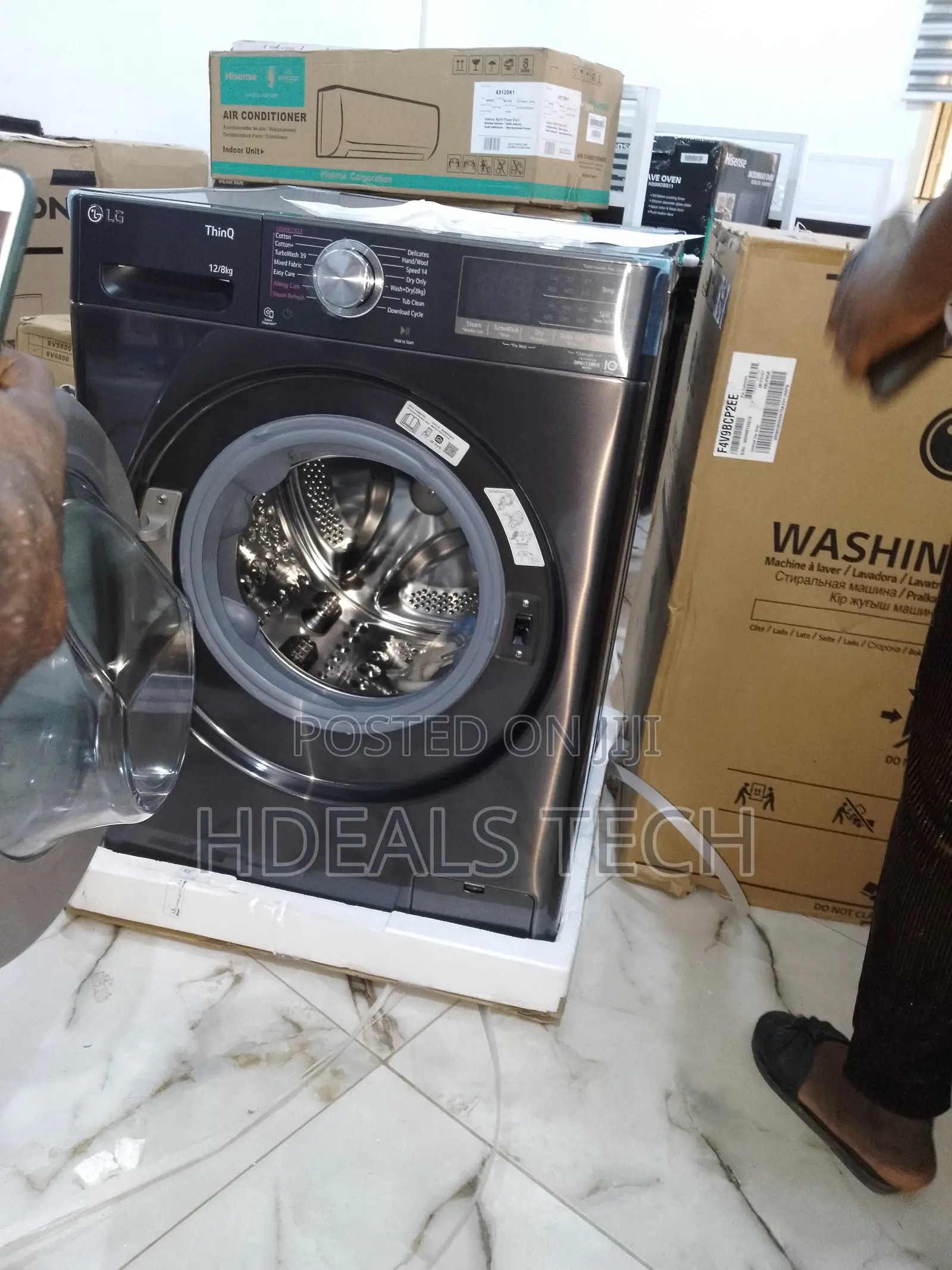 Black 12kg LG Washing Machine 