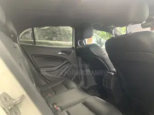 Mercedes-Benz GLA 250 2017 White