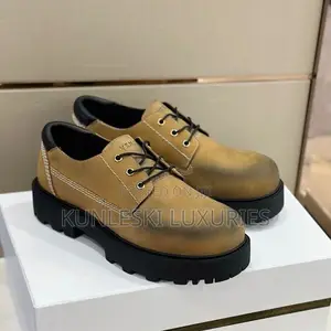 Original Givenchy Lace Up Leather Shoe for Men