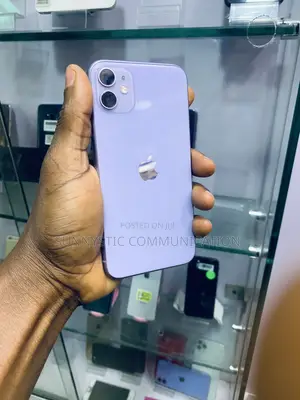 Apple iPhone 11 64 GB Purple