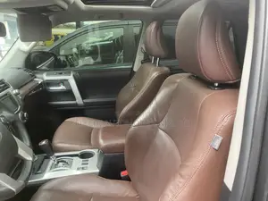Toyota 4-Runner Limited 4x4 2018 Gray