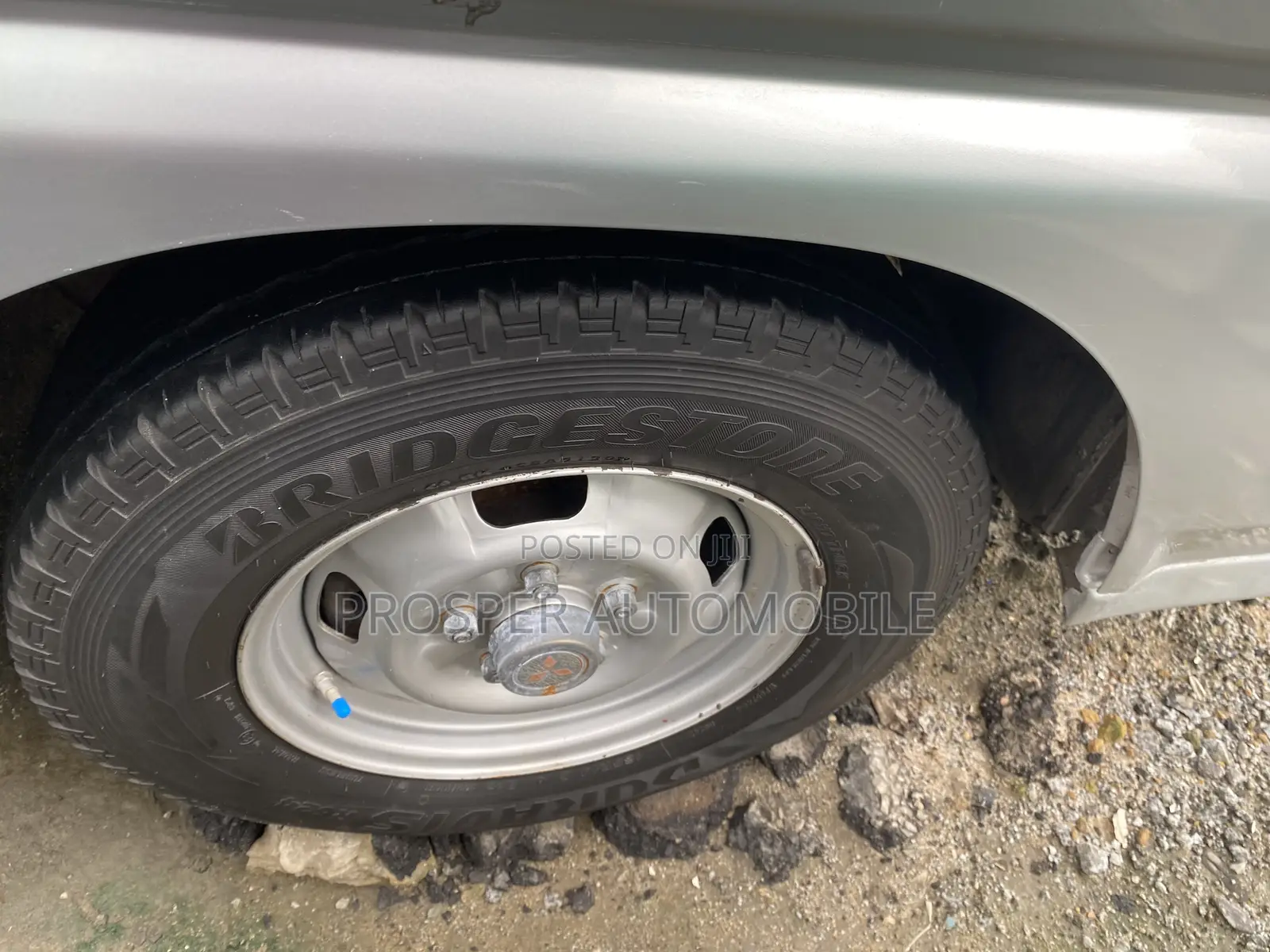 Mitsubishi Delica 2014 Silver