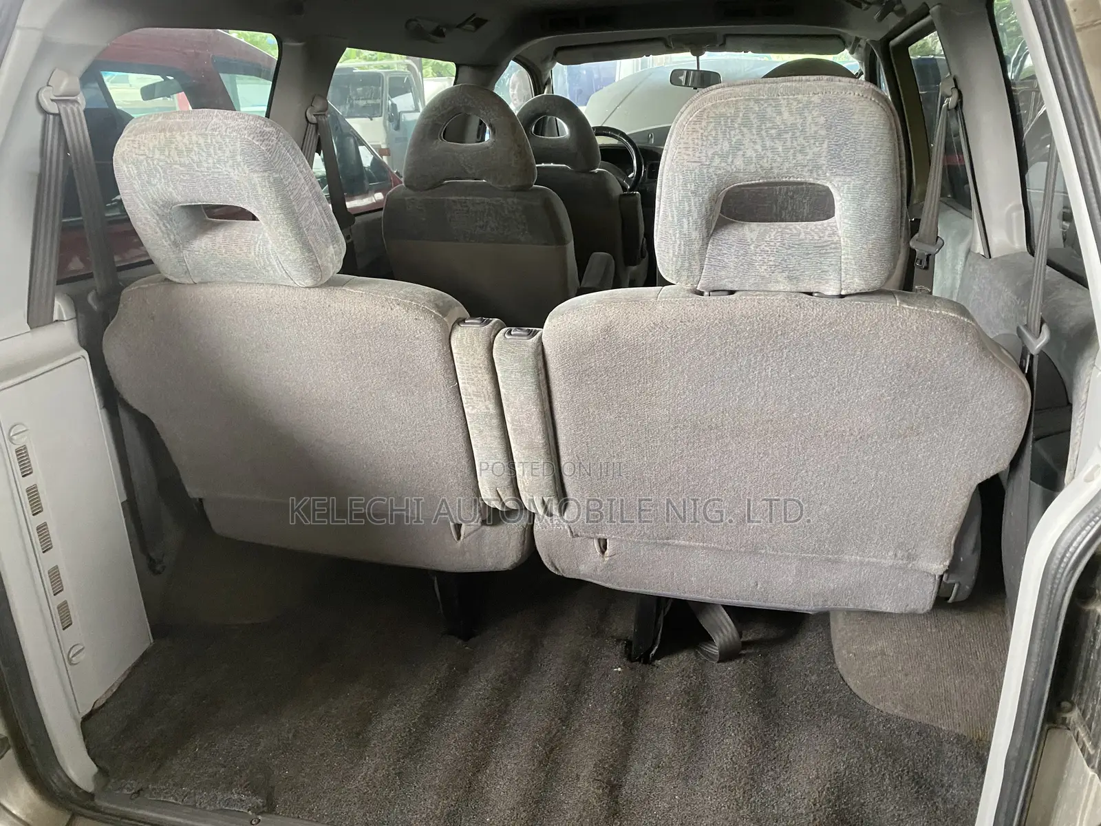 Mitsubishi Space Gear 2003 Silver