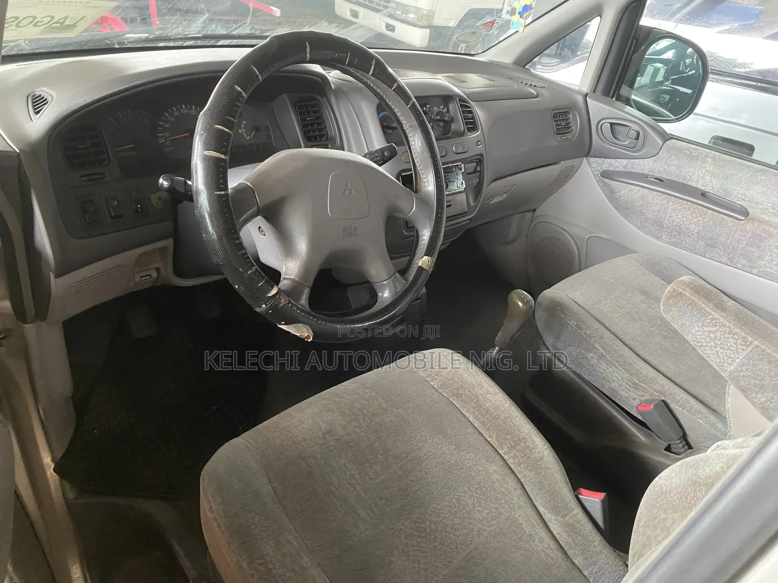 Mitsubishi Space Gear 2003 Silver