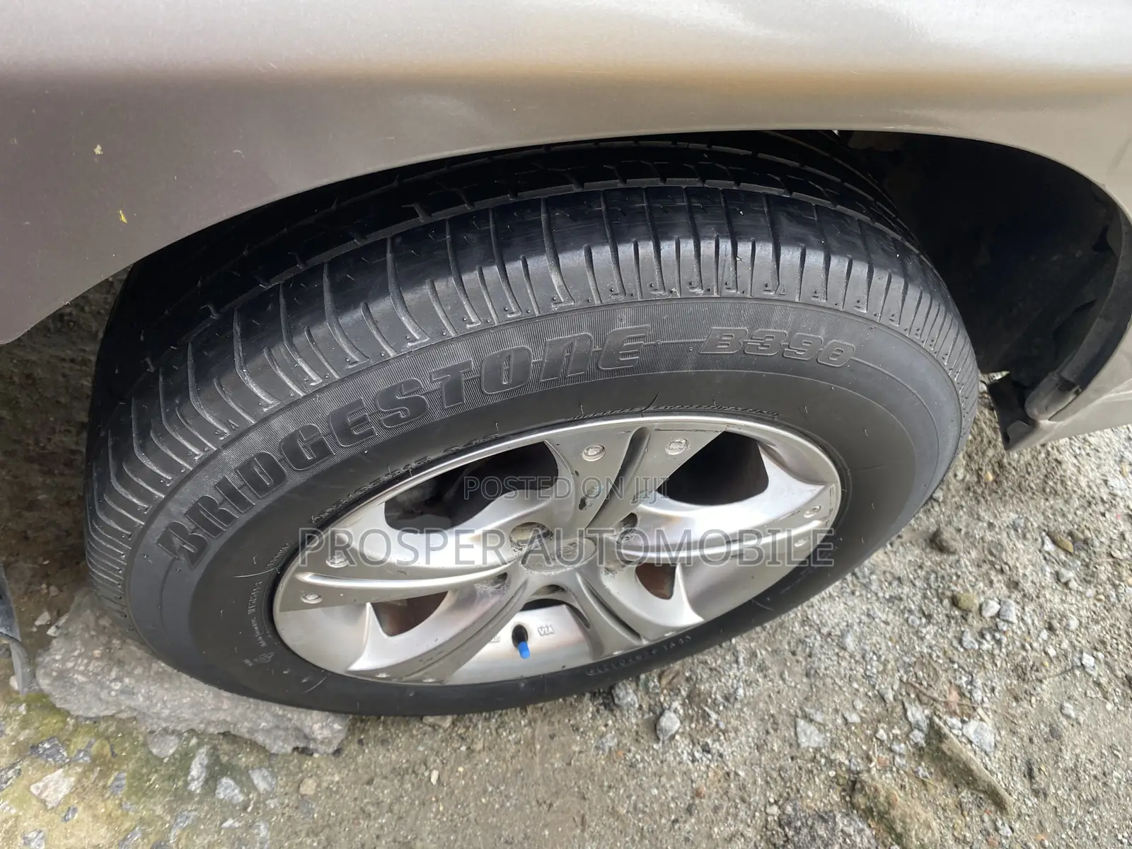 Mitsubishi Delica 2010 Grey