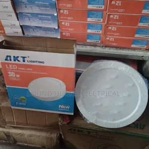 30w Surface Akt