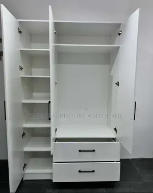 Wardrobe 3 Doors