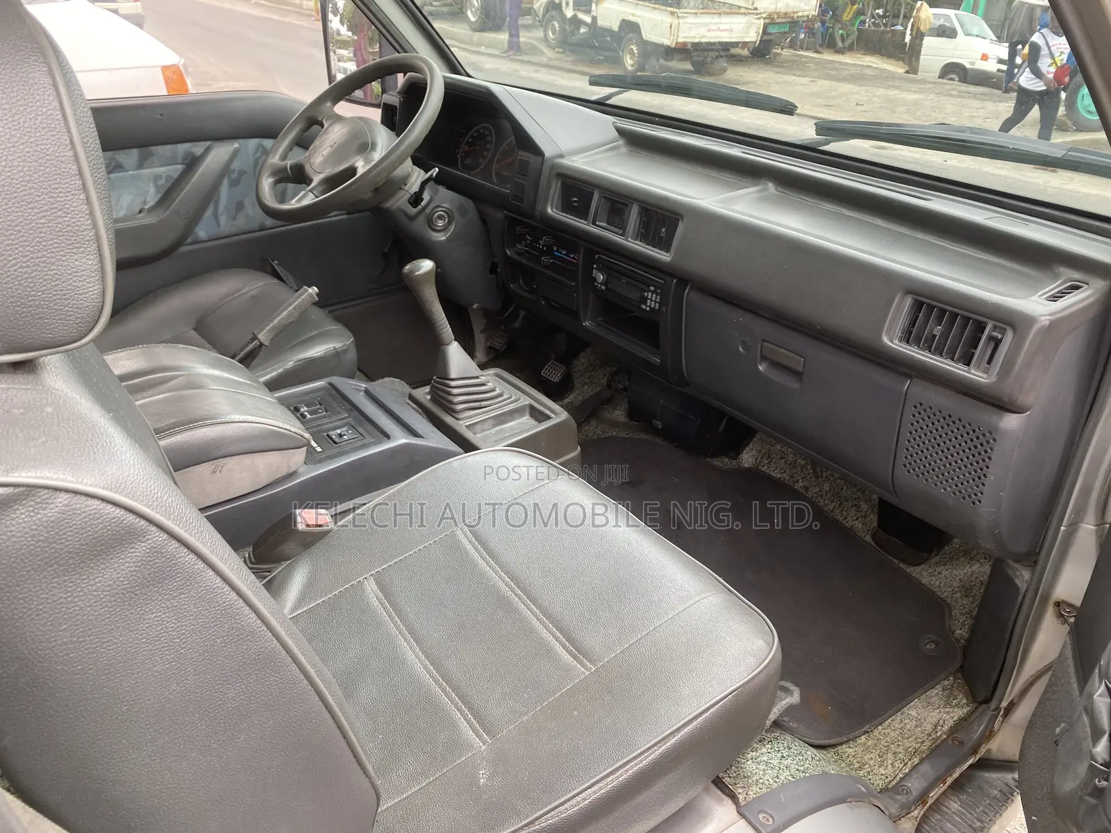 Mitsubishi Delica 2010 Silver
