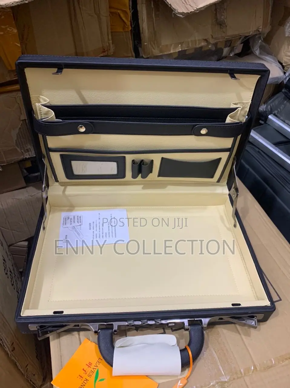 Leaves King Brief Case