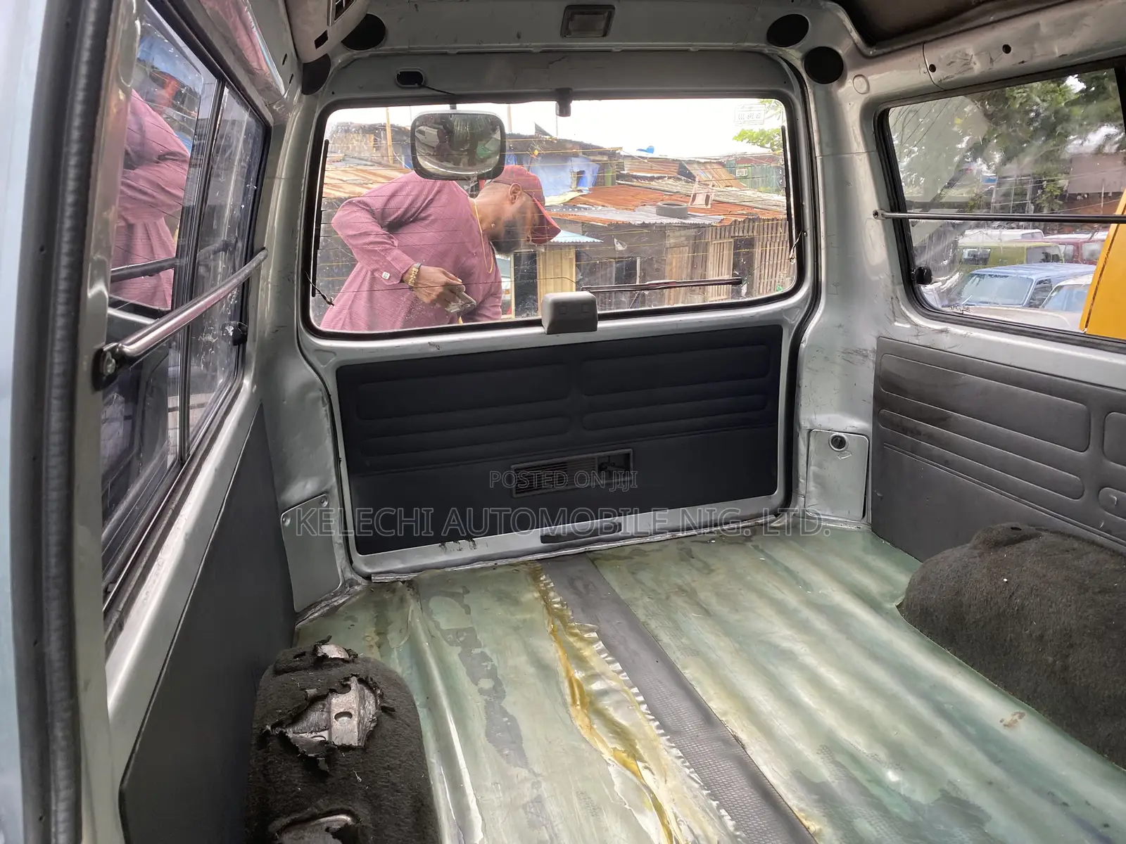 Mitsubishi Delica 2014 Silver