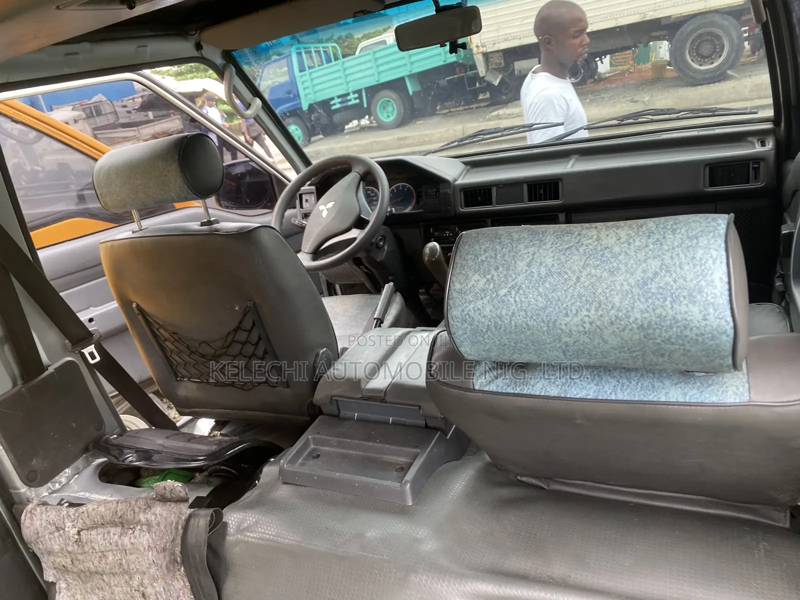 Mitsubishi Delica 2014 Silver