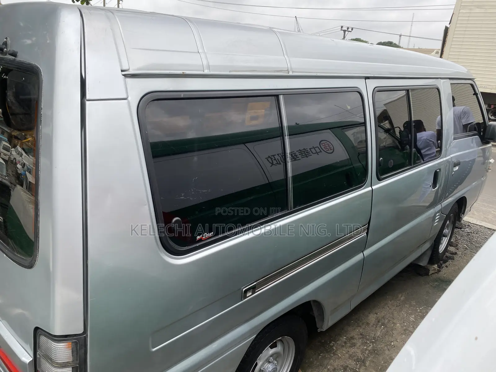 Mitsubishi Delica 2014 Silver