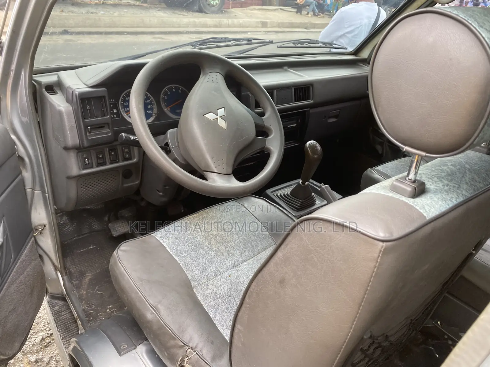 Mitsubishi Delica 2014 Silver