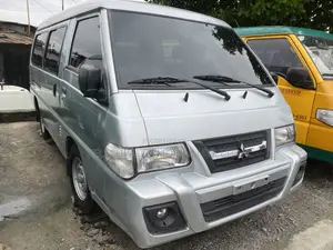 Mitsubishi Delica 2014 Silver