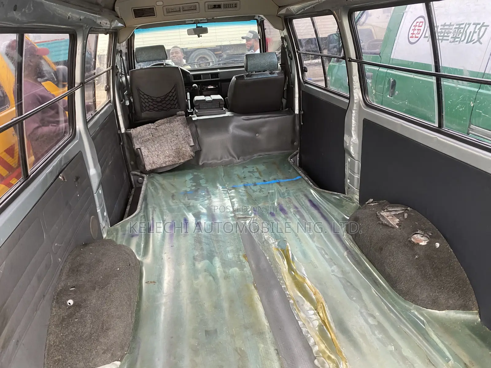 Mitsubishi Delica 2014 Silver