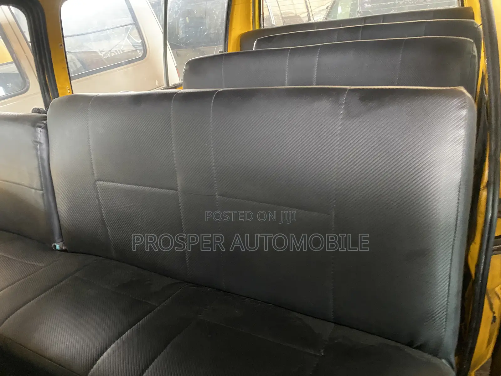 Mitsubishi Delica 2007 Yellow