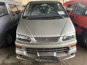 Mitsubishi Space Gear 2003 Grey