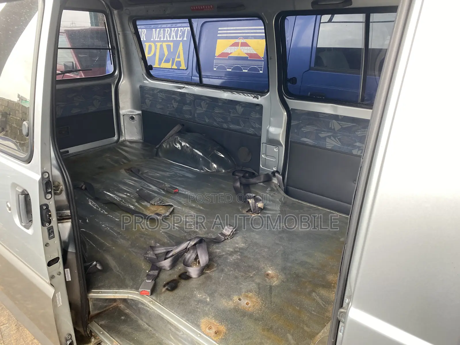 Mitsubishi Delica 2008 Grey