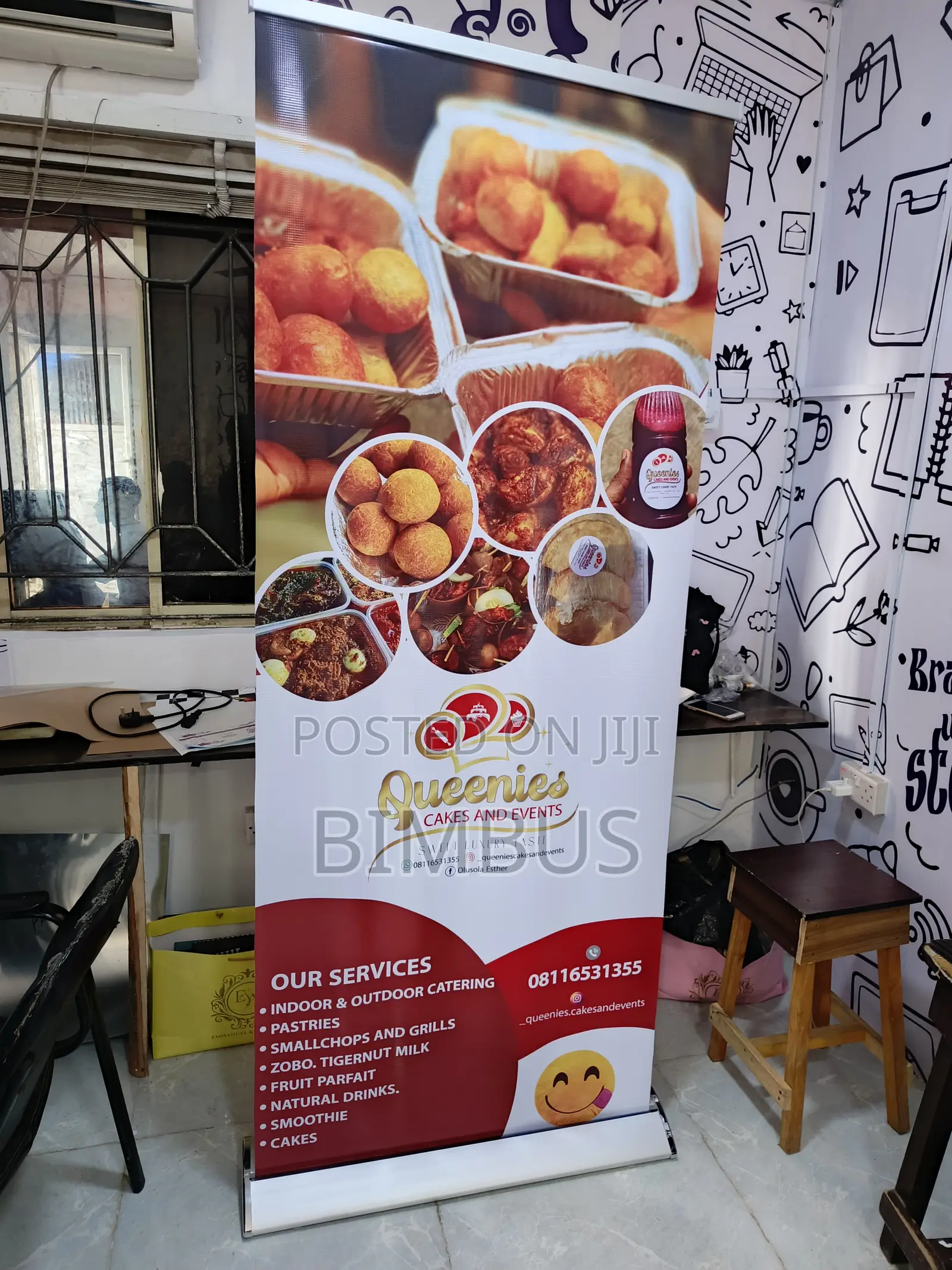 Roll Up Banner With Base