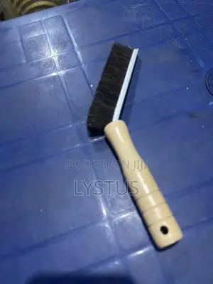 Pipe Cleaning Dope Brush