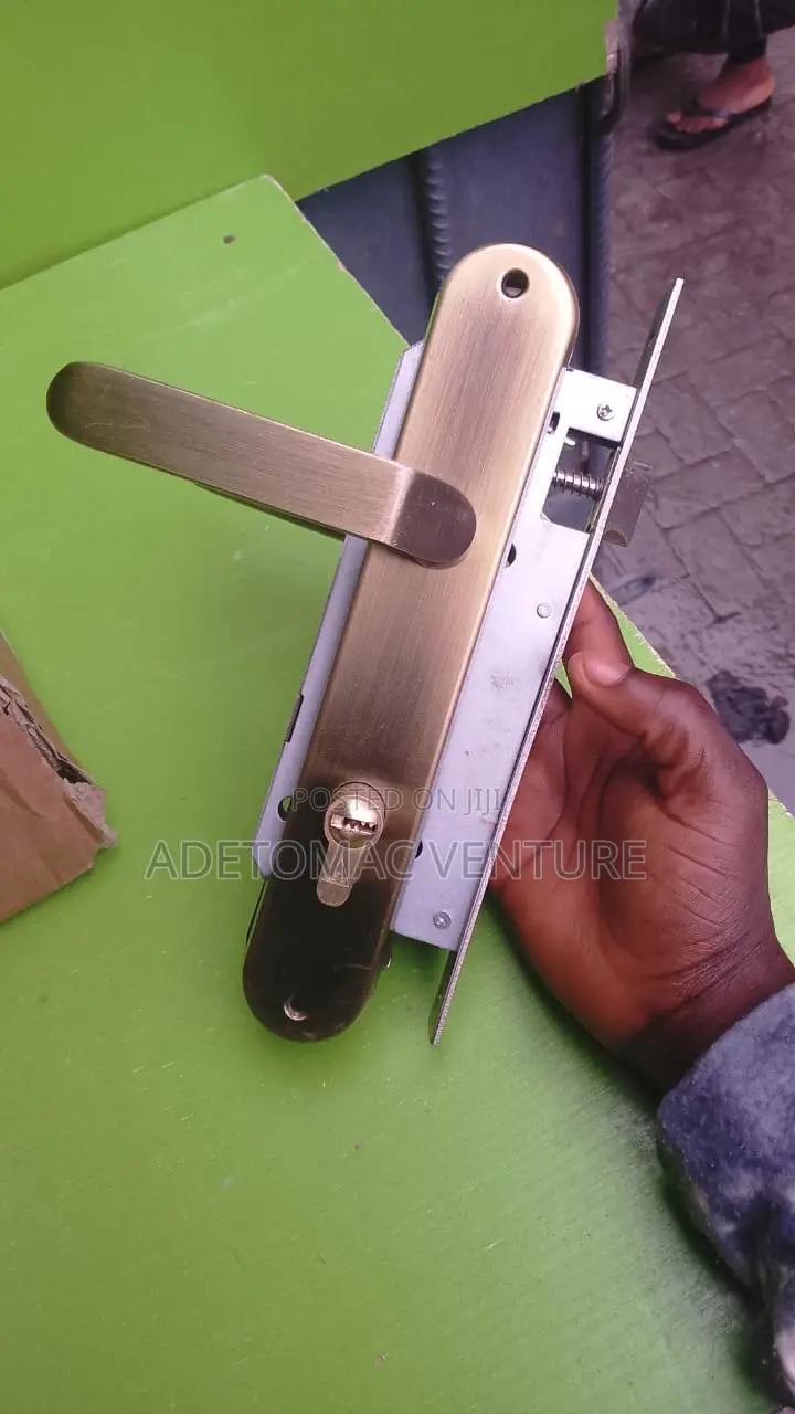 Everleo Lock Lock and Handles