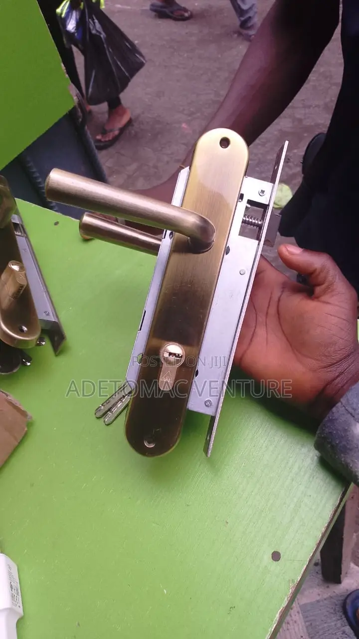 Everleo Lock Lock and Handles