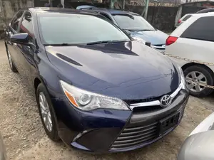 Toyota Camry 2016 Blue