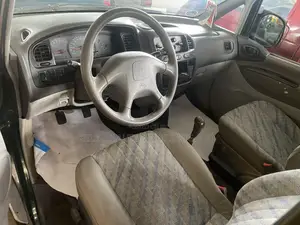 Mitsubishi Space Gear 2003 Green