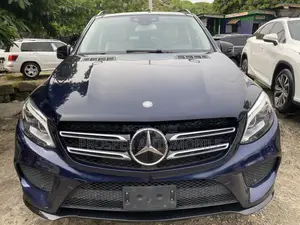 Mercedes-Benz GLE-Class GLE 400 4MATIC 2017 Blue