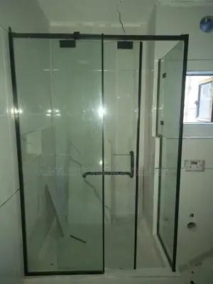 Showever Cubicles Apo