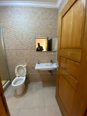 3bdrm Apartment in Victoria Island for rent