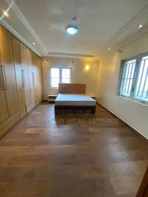 3bdrm Apartment in Victoria Island for rent