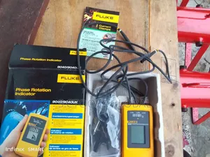 Fluke 9040(Phase Rotation Meter)